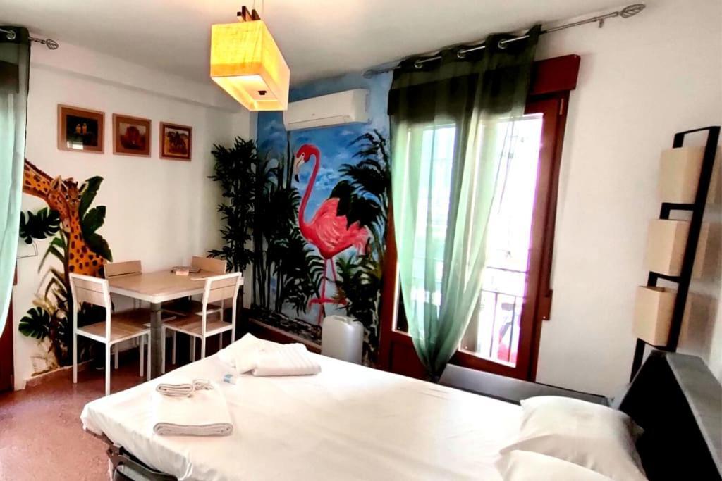Apartamento En Zona De Ocio Casco Antiguo Alicante Exteriér fotografie
