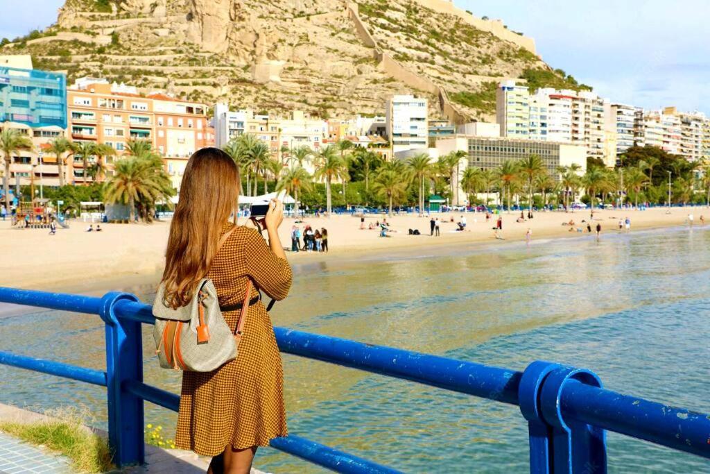 Apartamento En Zona De Ocio Casco Antiguo Alicante Exteriér fotografie