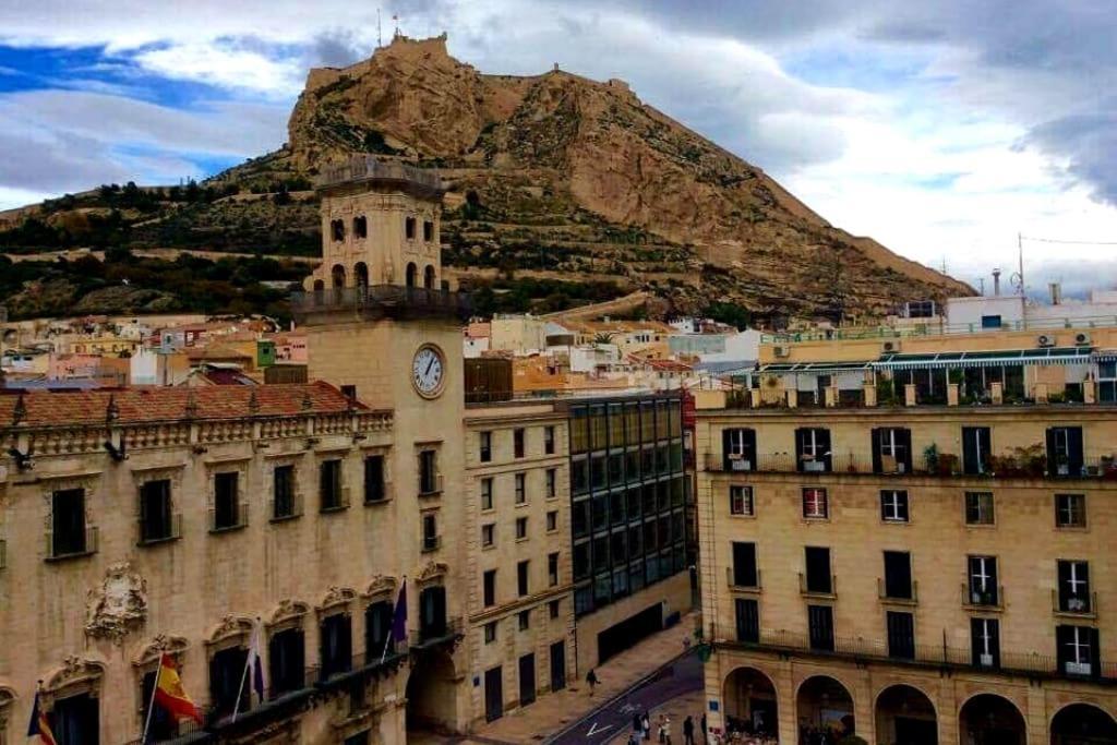 Apartamento En Zona De Ocio Casco Antiguo Alicante Exteriér fotografie